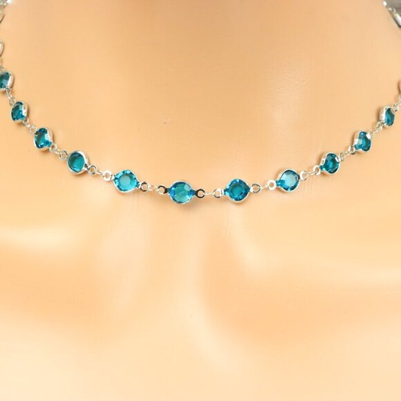 "Minimalist Necklace – Timeless, Elegant Jewelry for Her, MAR091744 - Picture 5 of 10